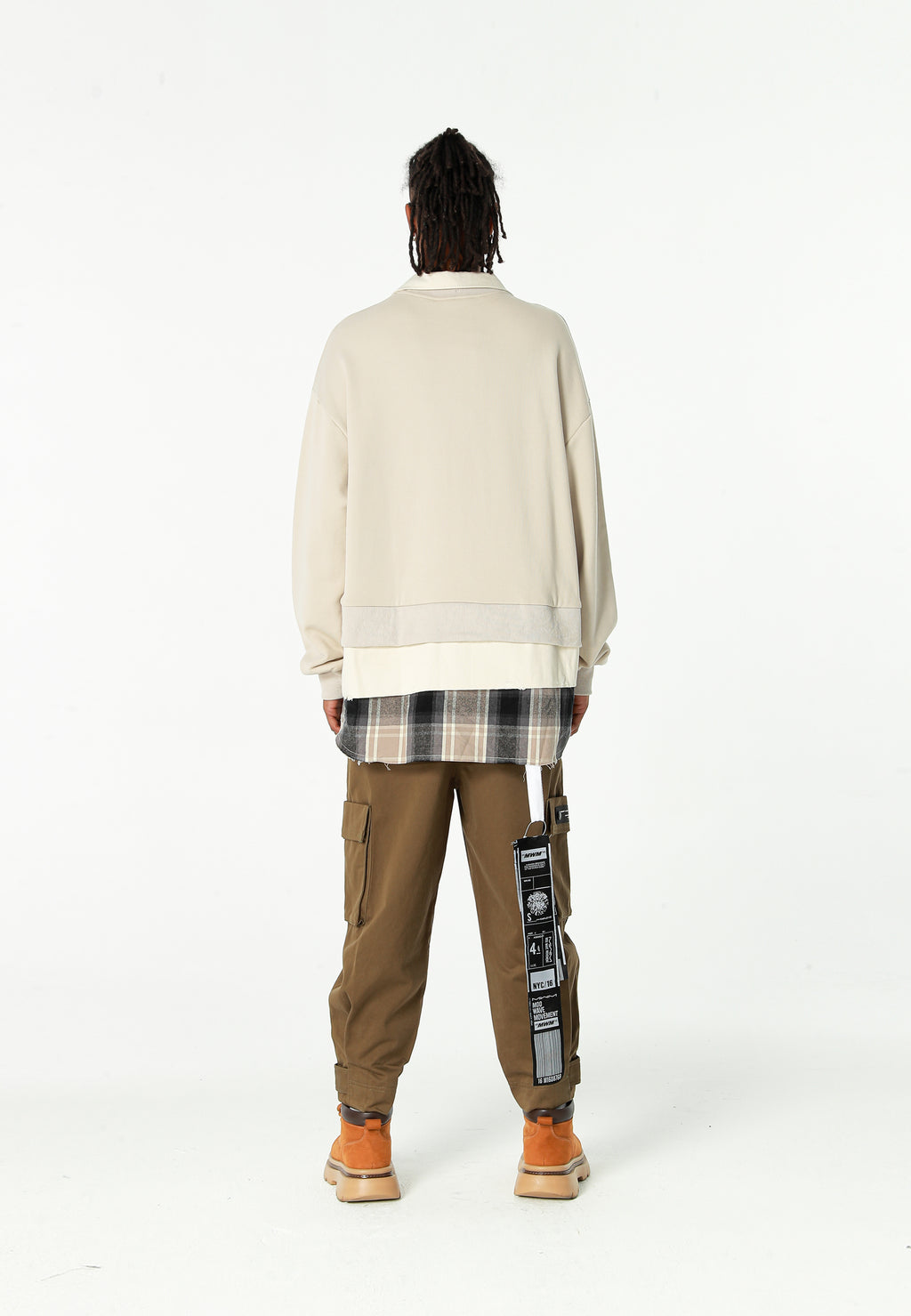 Sudadera multicapa con cuello de camisa extraíble y faldón de canvas y franela | MWM [PS_COLORS:ECRU]
