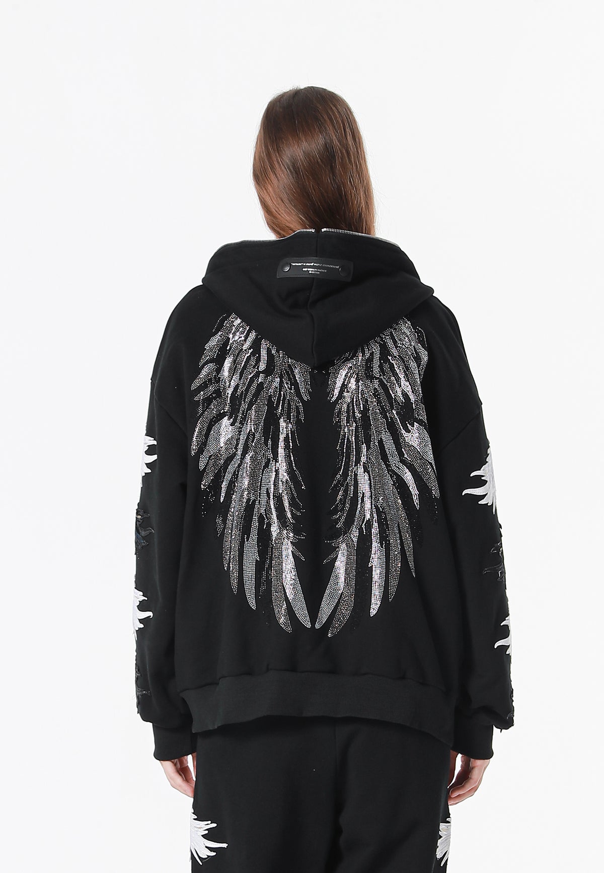 Sudadera con capucha Wings de corte relajado con Mini Wings en mangas y alas de strass en la espalda | MWM [PS_COLORS:BLACK]