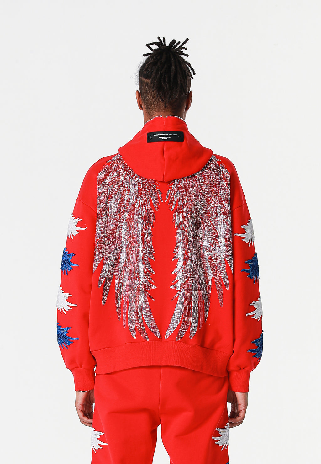 Sudadera con capucha Wings de corte relajado con Mini Wings en mangas y alas de strass en la espalda | MWM [PS_COLORS:RED]