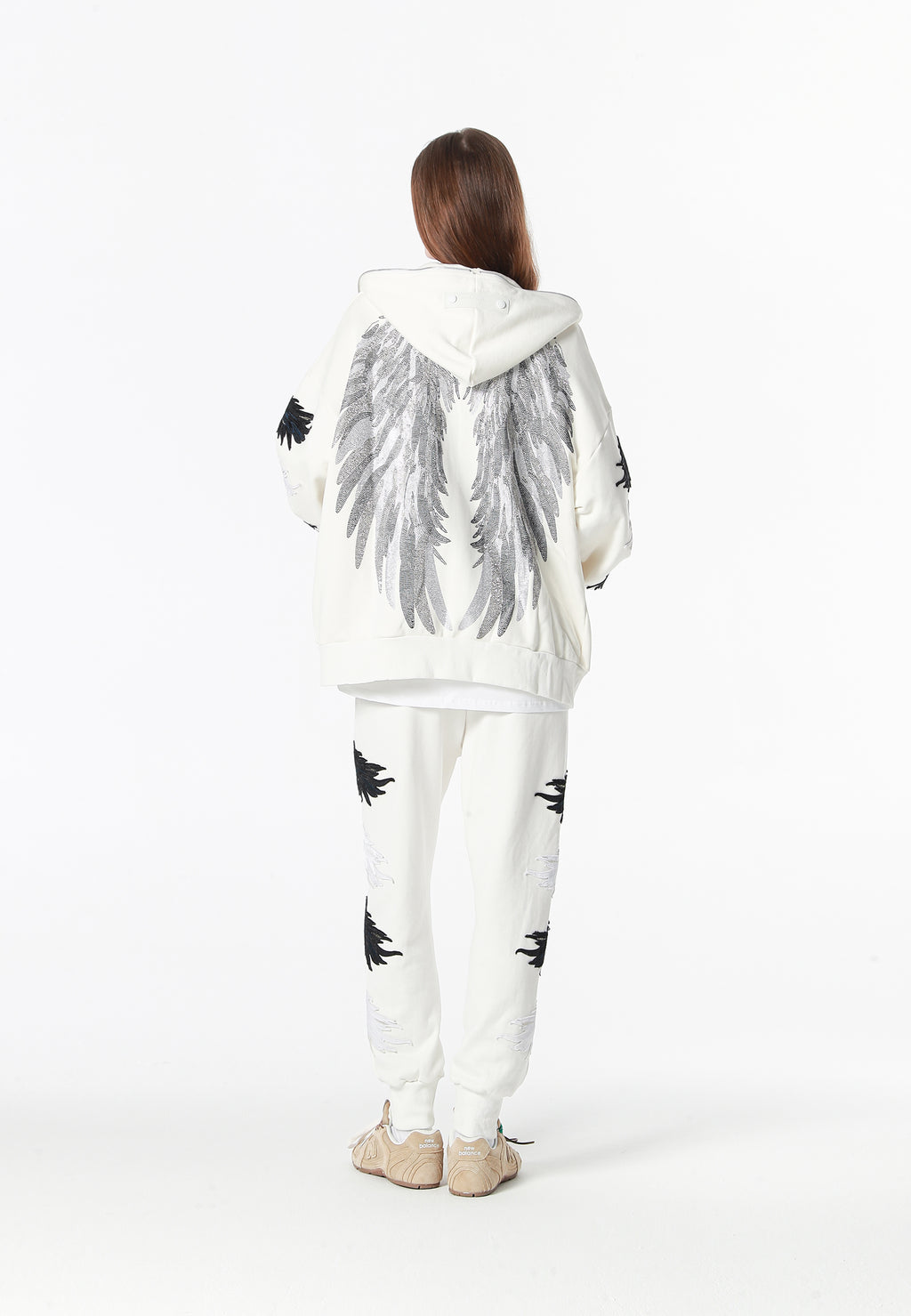 Sudadera con capucha Wings de corte relajado con Mini Wings en mangas y alas de strass en la espalda | MWM [PS_COLORS:WHITE]