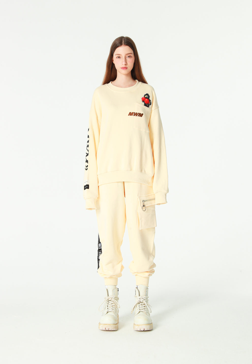 Sudadera oversize Vanguard Dogs Punch con print 3D de boxeo en espalda y mangas | MWM [PS_COLORS:WHITE]