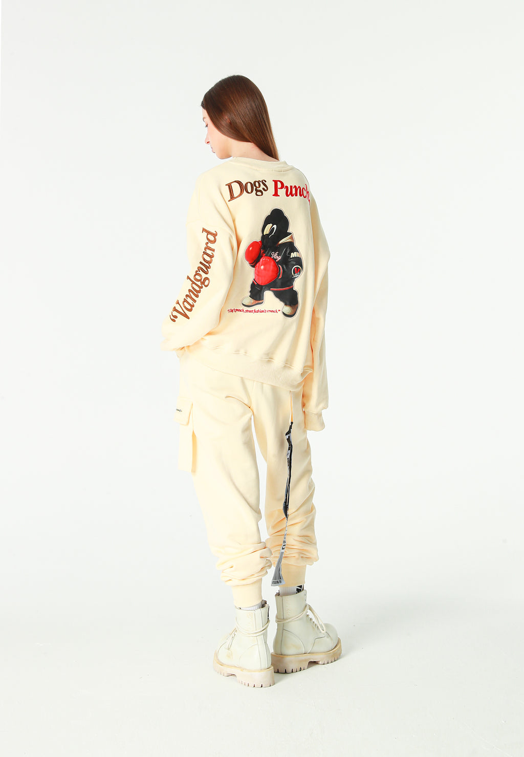 Sudadera oversize Vanguard Dogs Punch con print 3D de boxeo en espalda y mangas | MWM [PS_COLORS:WHITE]
