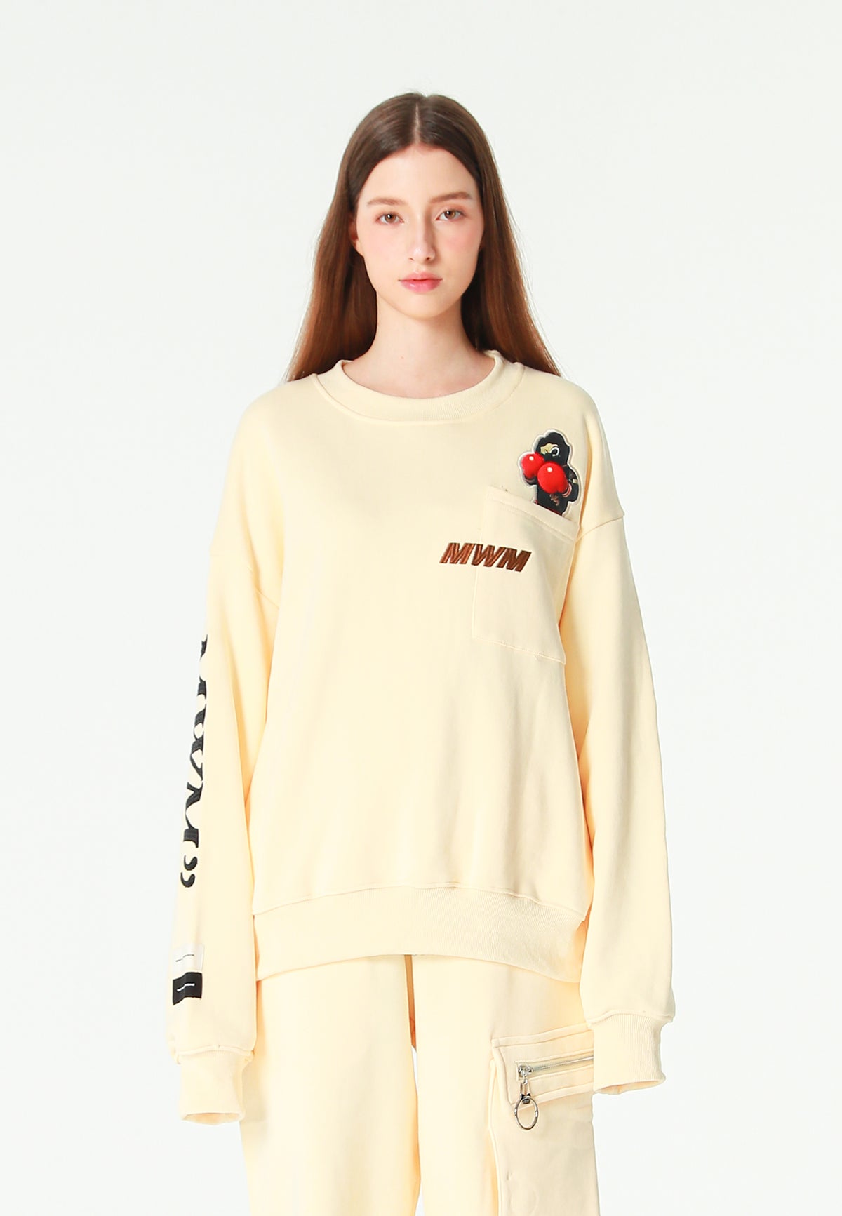 Sudadera oversize Vanguard Dogs Punch con print 3D de boxeo en espalda y mangas | MWM [PS_COLORS:WHITE]