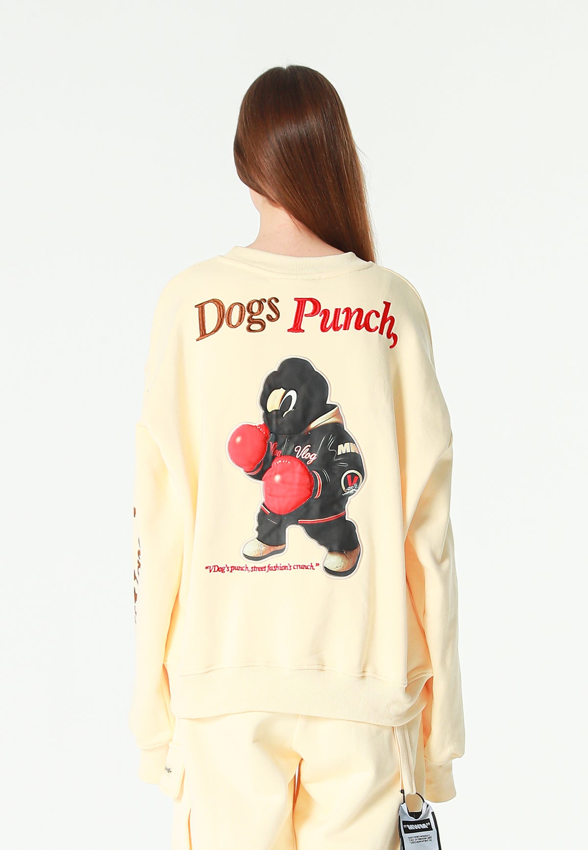 Sudadera oversize Vanguard Dogs Punch con print 3D de boxeo en espalda y mangas | MWM [PS_COLORS:WHITE]