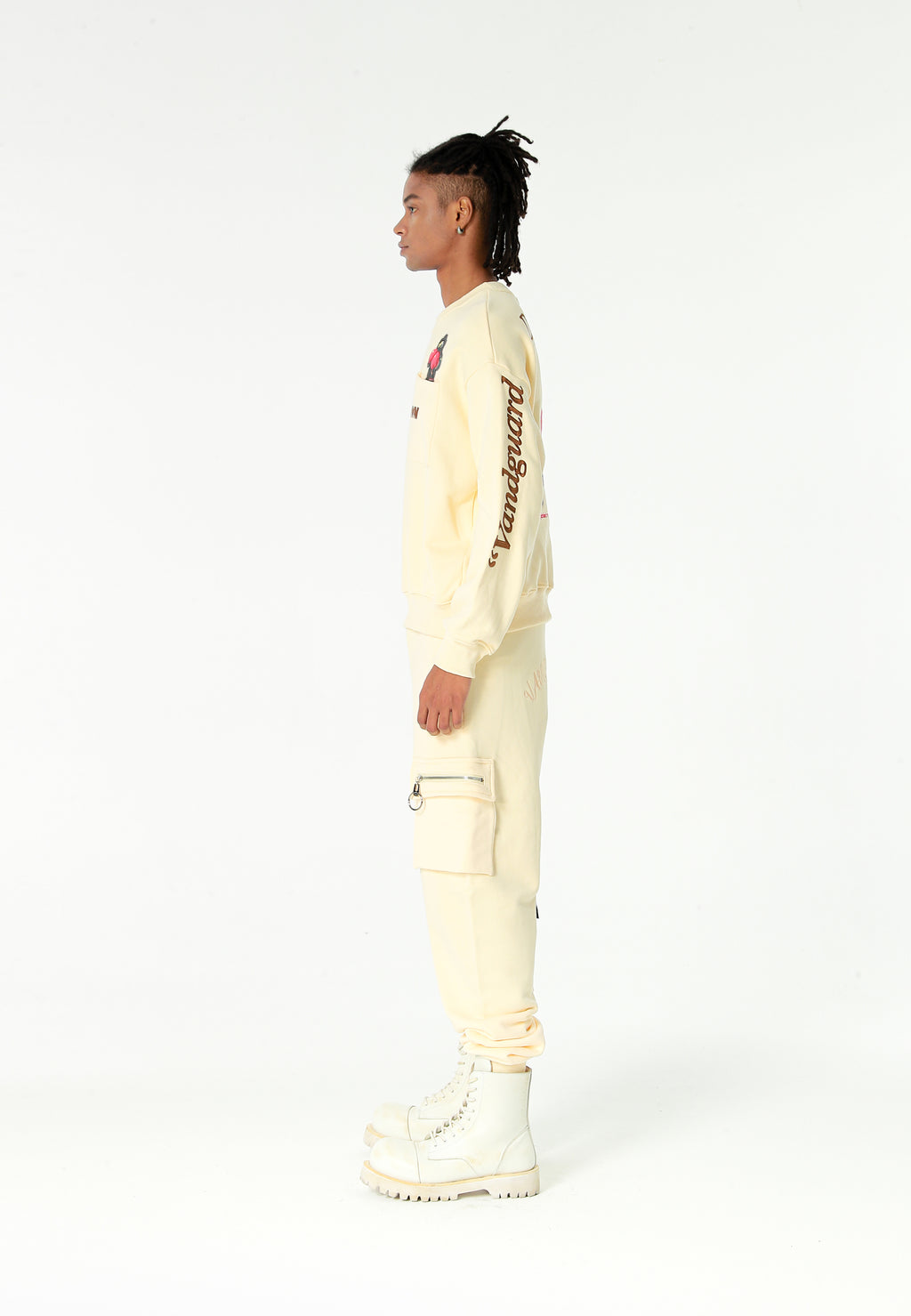 Sudadera oversize Vanguard Dogs Punch con print 3D de boxeo en espalda y mangas | MWM [PS_COLORS:WHITE]