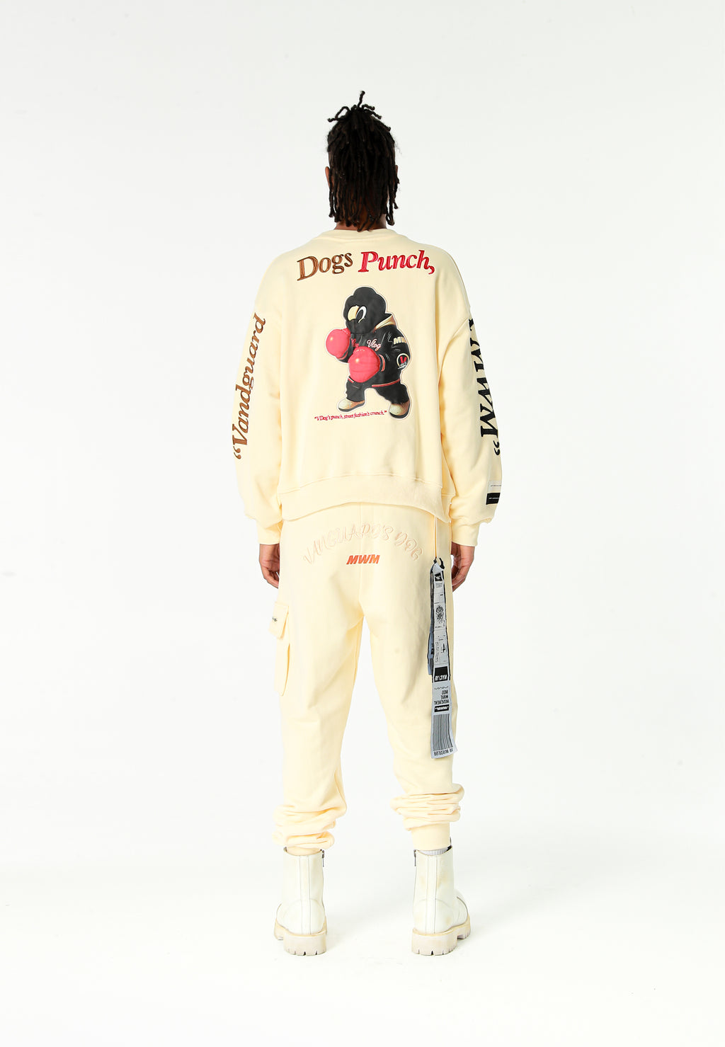 Sudadera oversize Vanguard Dogs Punch con print 3D de boxeo en espalda y mangas | MWM [PS_COLORS:WHITE]