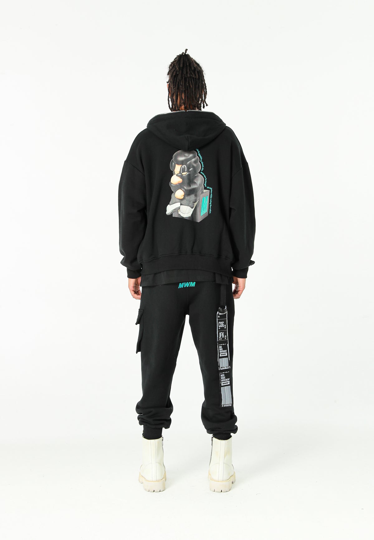 Sudadera con capucha Vanguard Dogs Thinker con cremallera, print y frases bordadas | MWM [PS_COLORS:BLACK]