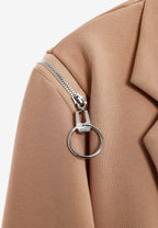 Blazer corto con cremalleras en mangas y hombros | MWM [PS_COLORS:BEIGE]