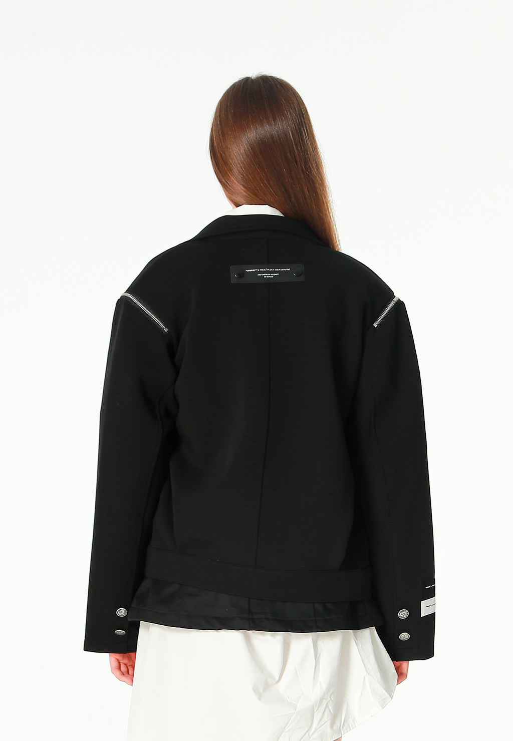 Blazer corto con cremalleras en mangas y hombros | MWM [PS_COLORS:BLACK]