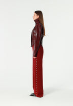 Chaqueta corsé de mujer corta efecto piel con etiqueta en el pecho | MWM [PS_COLORS:BURGUNDY]