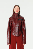 Chaqueta corsé de mujer corta efecto piel con etiqueta en el pecho | MWM [PS_COLORS:BURGUNDY]