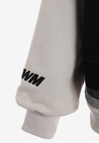 Chaqueta multicapa con capucha, cremallera y paneles superpuestos | MWM [PS_COLORS:BLACK]