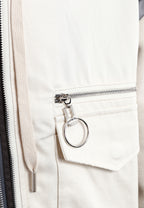 Chaqueta multicapa con capucha, cremallera y paneles superpuestos | MWM [PS_COLORS:ECRU]