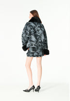 Chaqueta de mujer jacquard de chenilla con brillo, cuello y puños de pelo | MWM [PS_COLORS:BLACK]