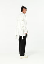 Camisa oversize con diseño entrelazado y motivo circular bordado | MWM [PS_COLORS:WHITE]