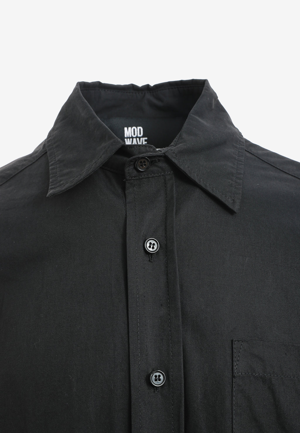 Camisa de corte japonés con puños abiertos y X de cordones cruzados | MWM [PS_COLORS:BLACK]