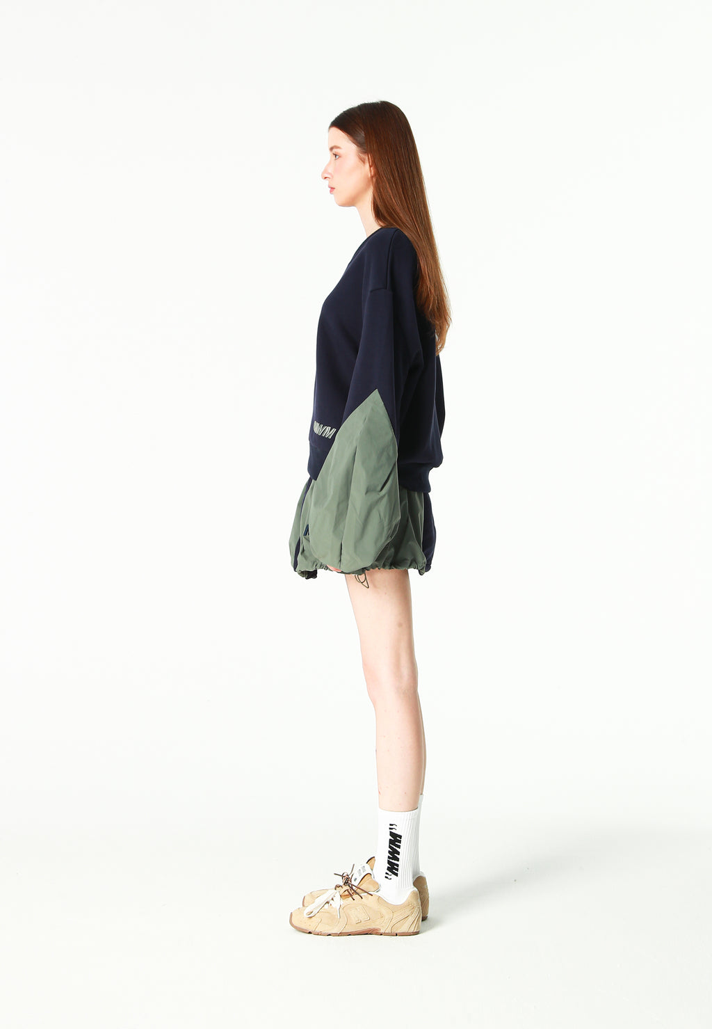 Falda efecto globo con paneles técnicos y bolsillos laterales | MWM [PS_COLORS:NAVY/GREEN]