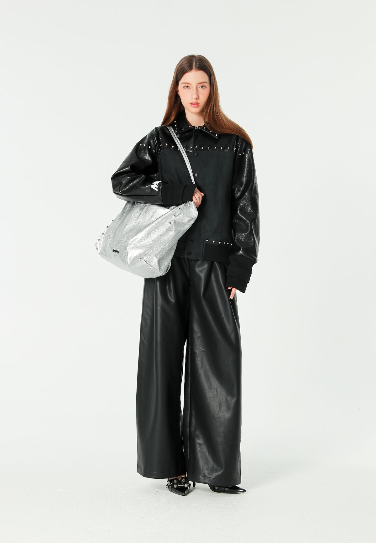 Bolso shopper con tachuelas y logo MWM bordado | MWM [PS_COLORS:SILVER]