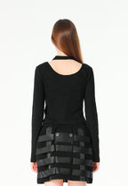 Top ajustado de manga larga con cuello cut-out y tirantes integrados | MWM [PS_COLORS:UNASSIGNED]