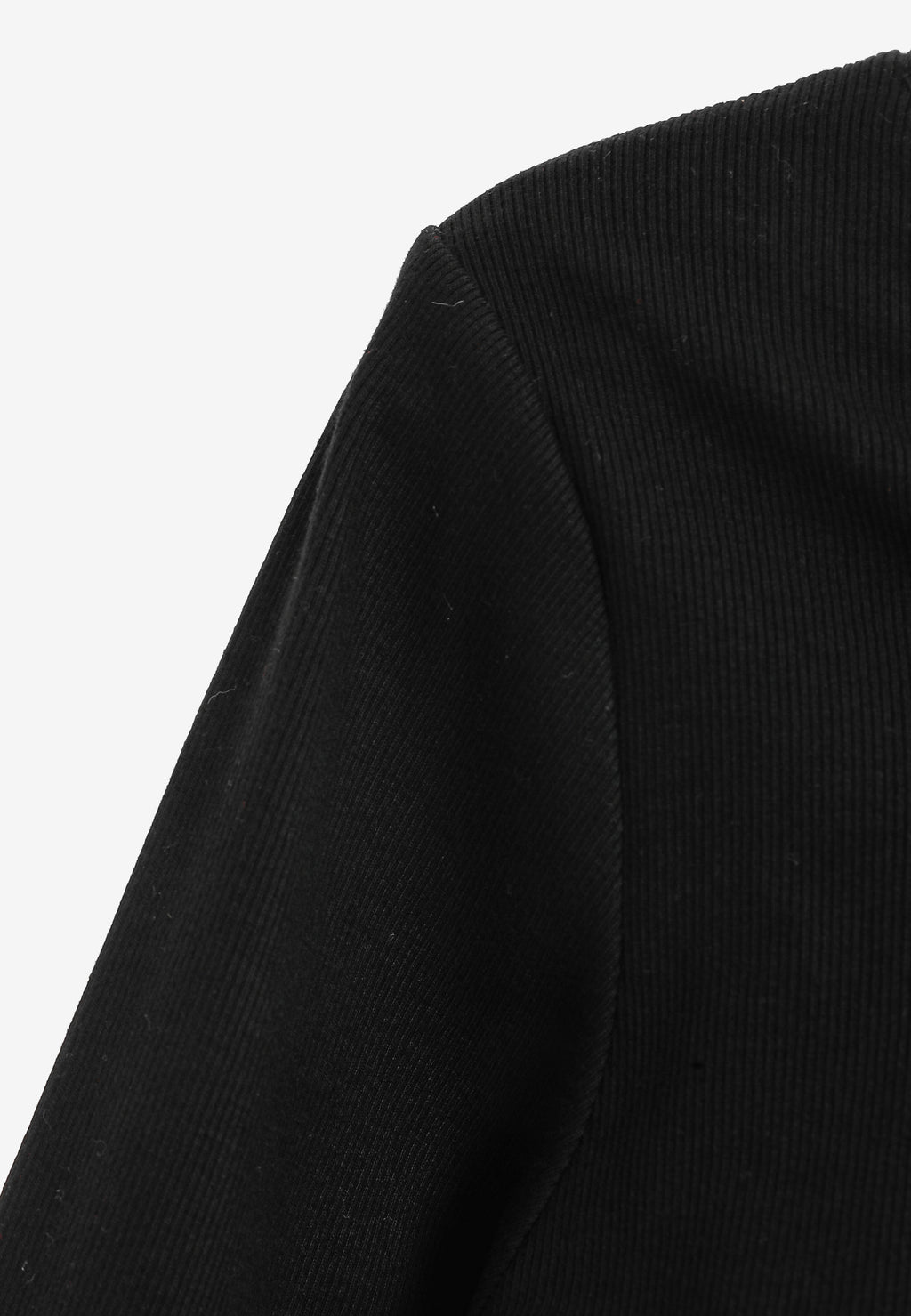 Top ajustado de manga larga con cuello cut-out y tirantes integrados | MWM [PS_COLORS:UNASSIGNED]