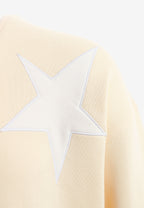 Sudadera Wings de corte relajado con estrellas frontales y doble parche de alas en la espalda | MWM [PS_COLORS:BEIGE]