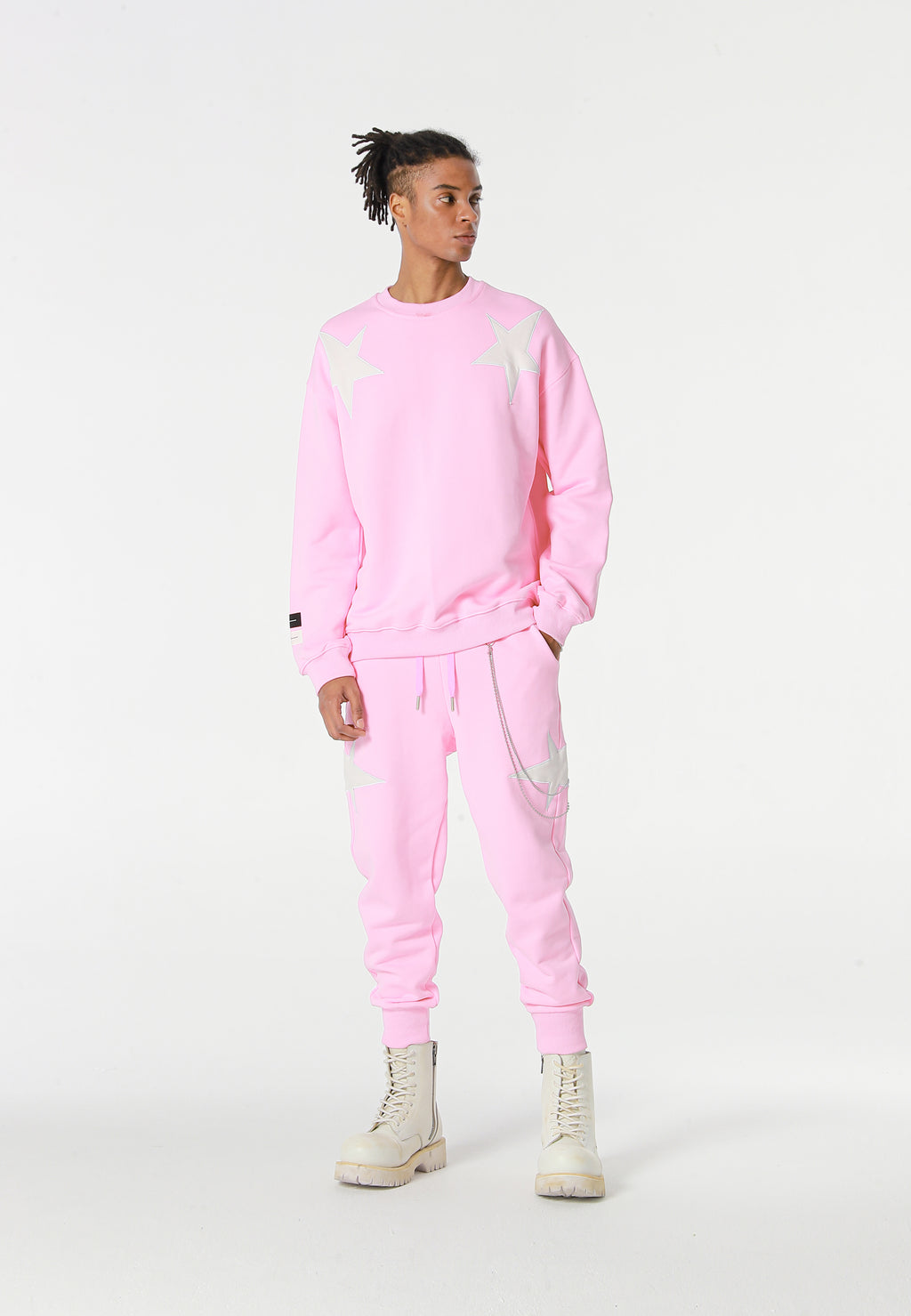 Sudadera Wings de corte relajado con estrellas frontales y doble parche de alas en la espalda | MWM [PS_COLORS:PINK]