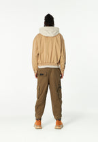 Chaqueta de doble capa con capucha interior y cremallera frontal | MWM [PS_COLORS:BEIGE]