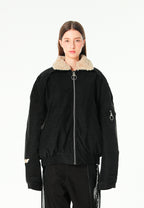 Chaqueta aviador efecto cocodrilo con cuello de borrego y parche de cruz | MWM [PS_COLORS:UNASSIGNED]