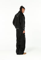 Chaqueta bomber vaquera con grandes bolsillos frontales y botones MWM en las mangas | MWM [PS_COLORS:BLACK]