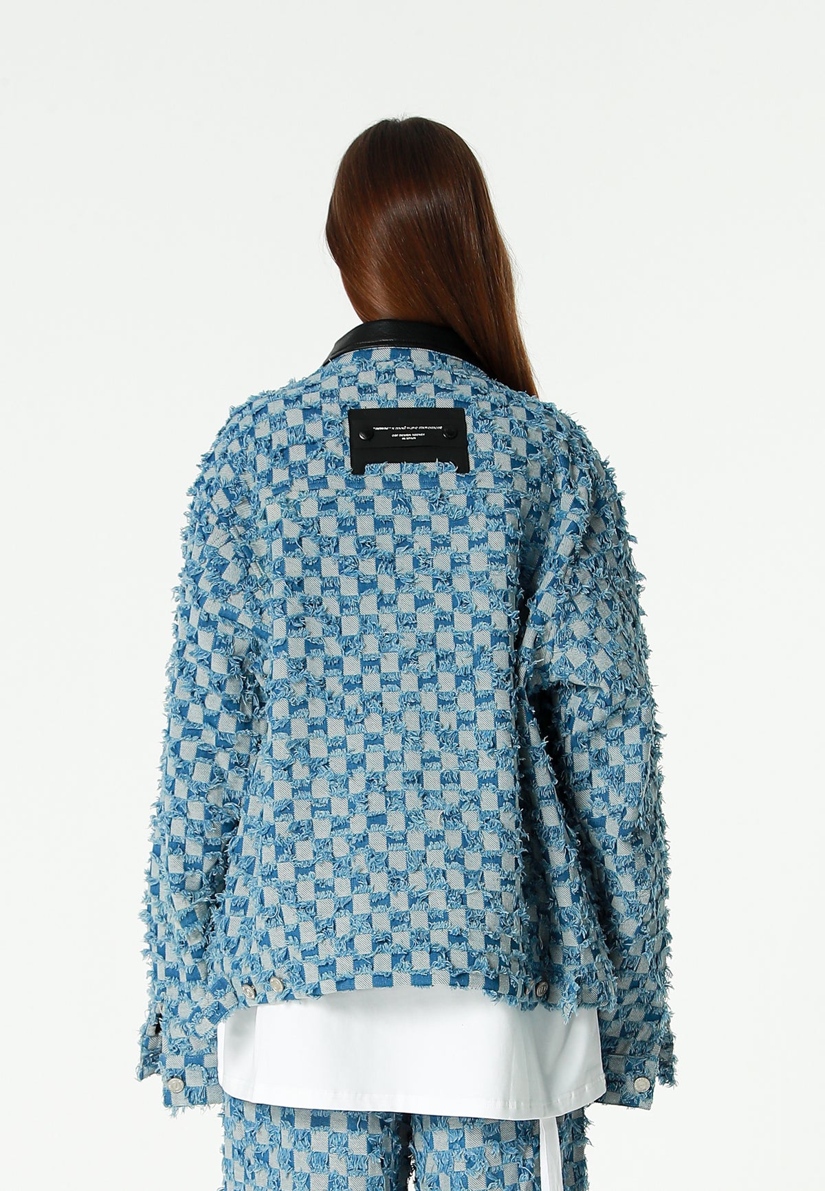 Chaqueta de trabajo jacquard de chenilla con brillo y cuello efecto piel | MWM [PS_COLORS:BLUE]