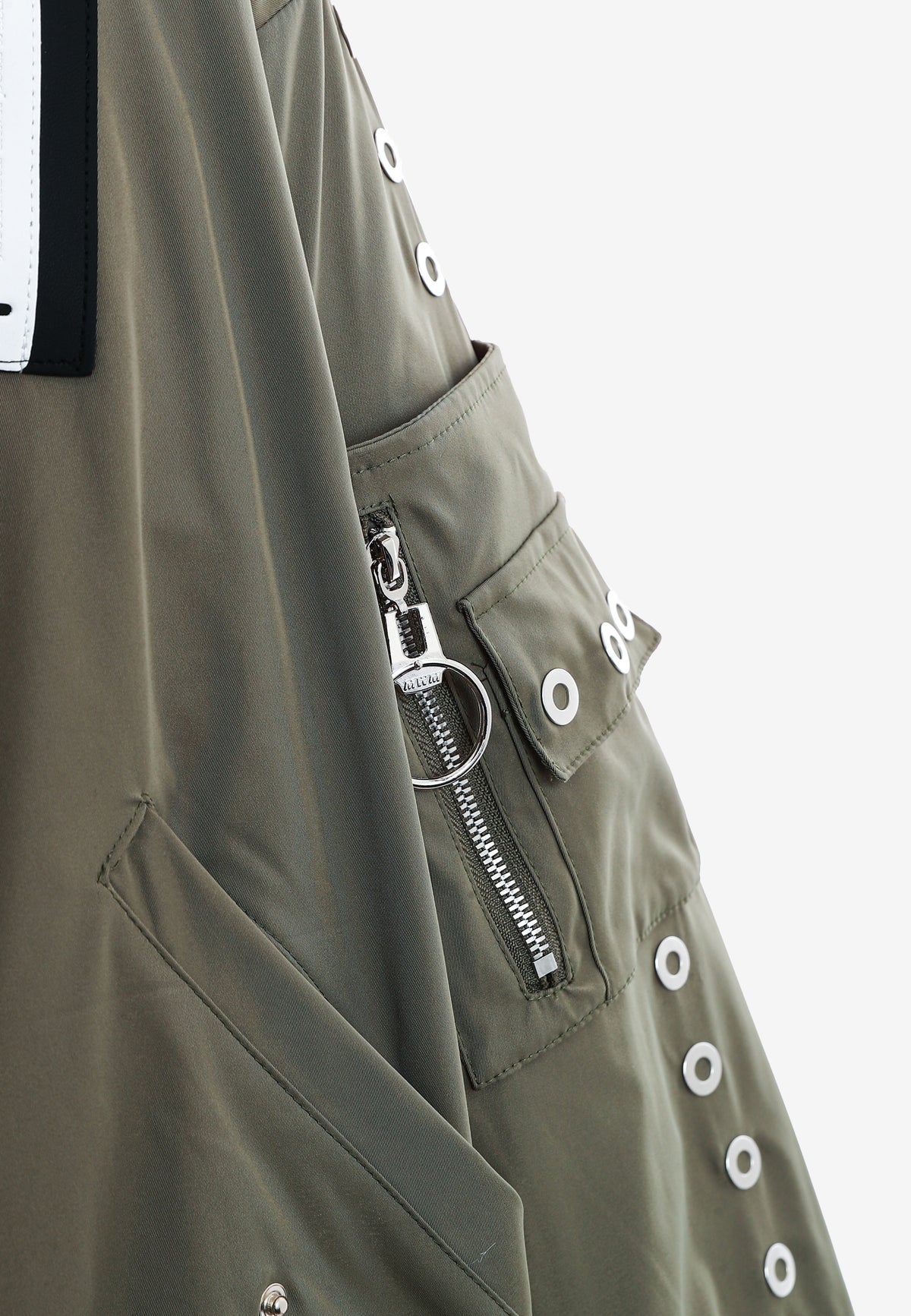 Chaqueta bomber Vanguard Dogs de doble capa con capucha y tachuelas | MWM [PS_COLORS:GREEN]