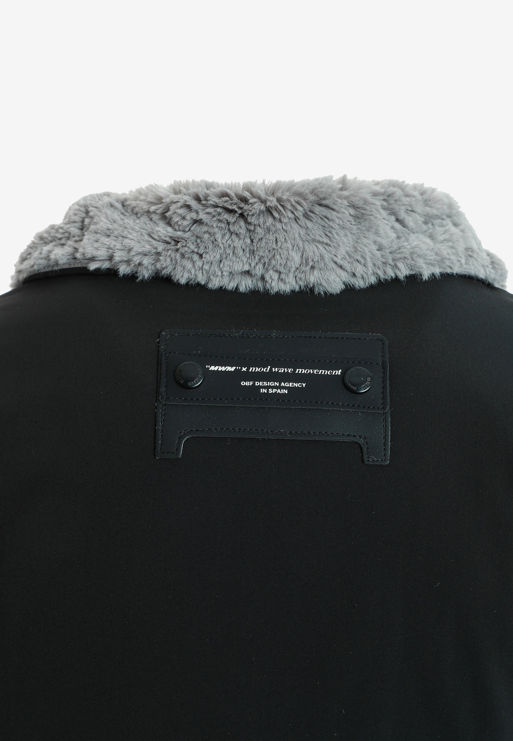 Chaqueta reversible TEDDY de corte relajado con pelo texturizado y parche Mike Bag | MWM [PS_COLORS:GREY]