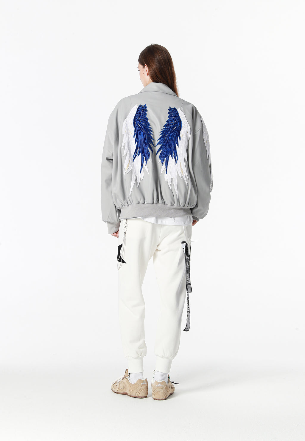 Chaqueta bomber Wings efecto piel con alas en mangas y espalda y forro de pelo extraíble | MWM [PS_COLORS:GREY]