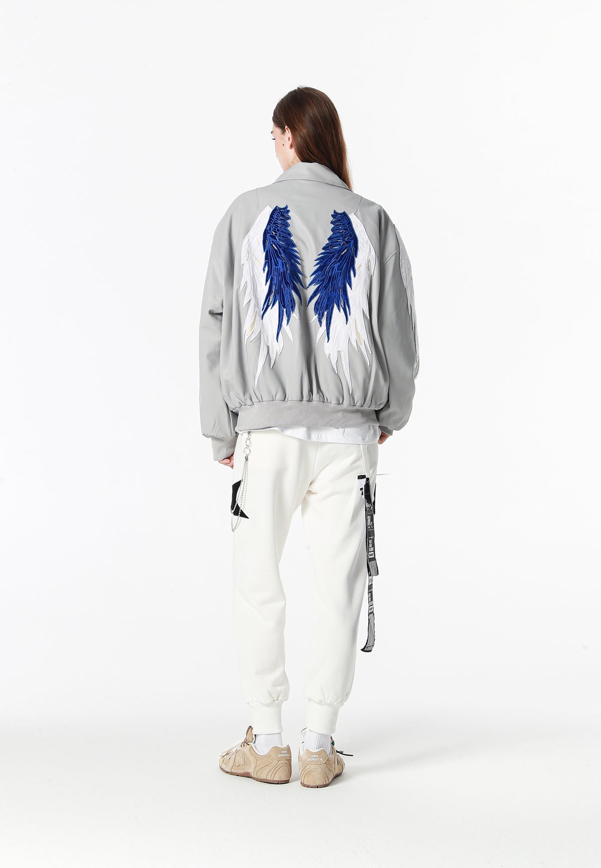 Chaqueta bomber Wings efecto piel con alas en mangas y espalda y forro de pelo extraíble | MWM [PS_COLORS:GREY]