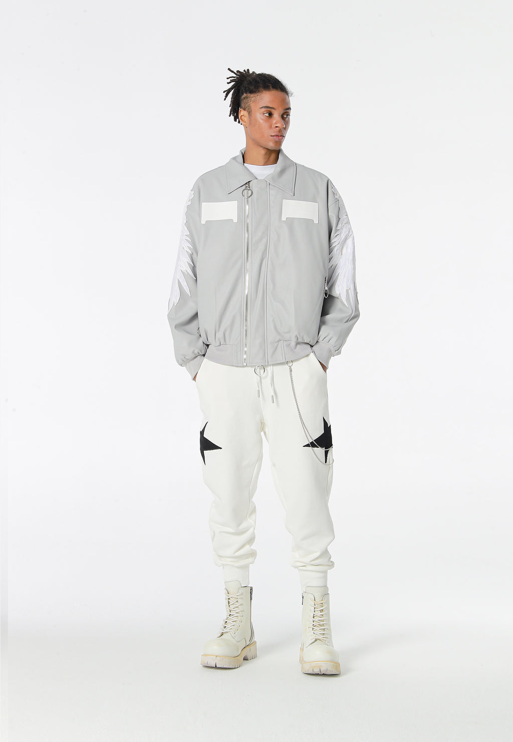 Chaqueta bomber Wings efecto piel con alas en mangas y espalda y forro de pelo extraíble | MWM [PS_COLORS:GREY]