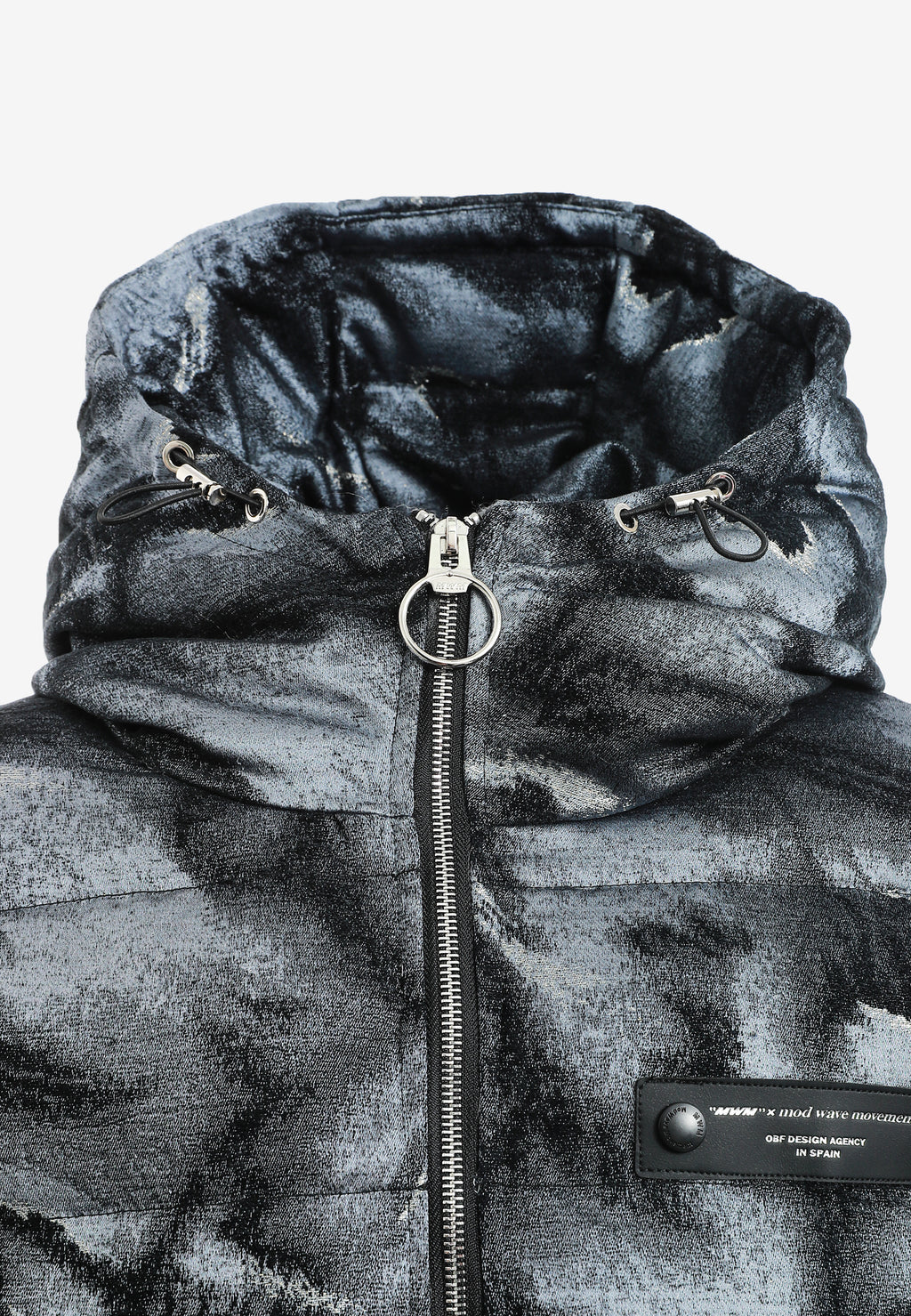 Abrigo puffer jacquard de chenilla con brillo, capucha y mangas desmontables | MWM [PS_COLORS:BLACK]