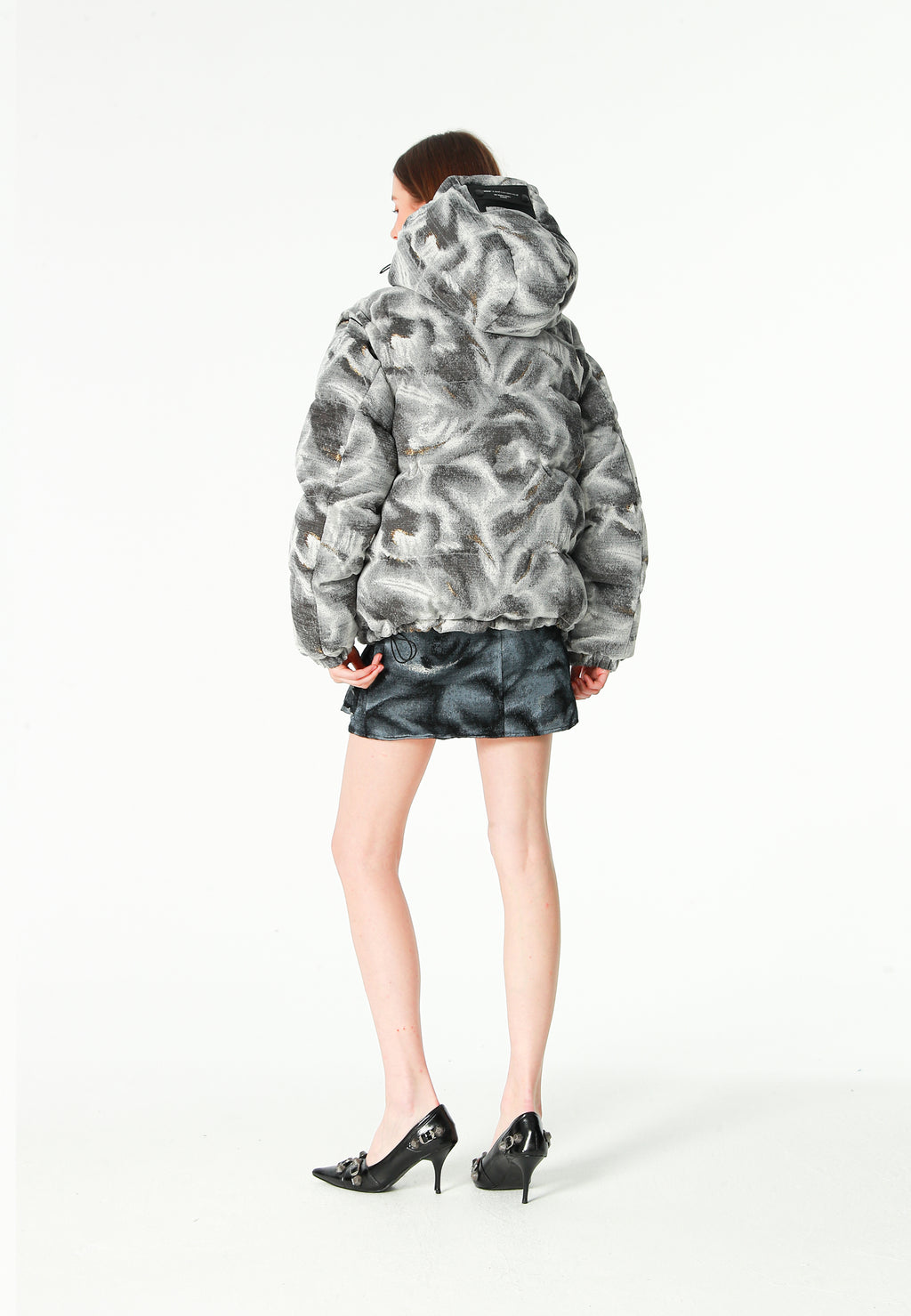 Abrigo puffer jacquard de chenilla con brillo, capucha y mangas desmontables | MWM [PS_COLORS:GREY]