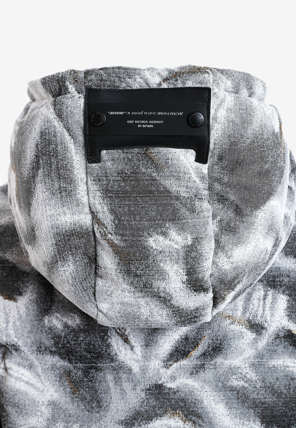 Abrigo puffer jacquard de chenilla con brillo, capucha y mangas desmontables | MWM [PS_COLORS:GREY]