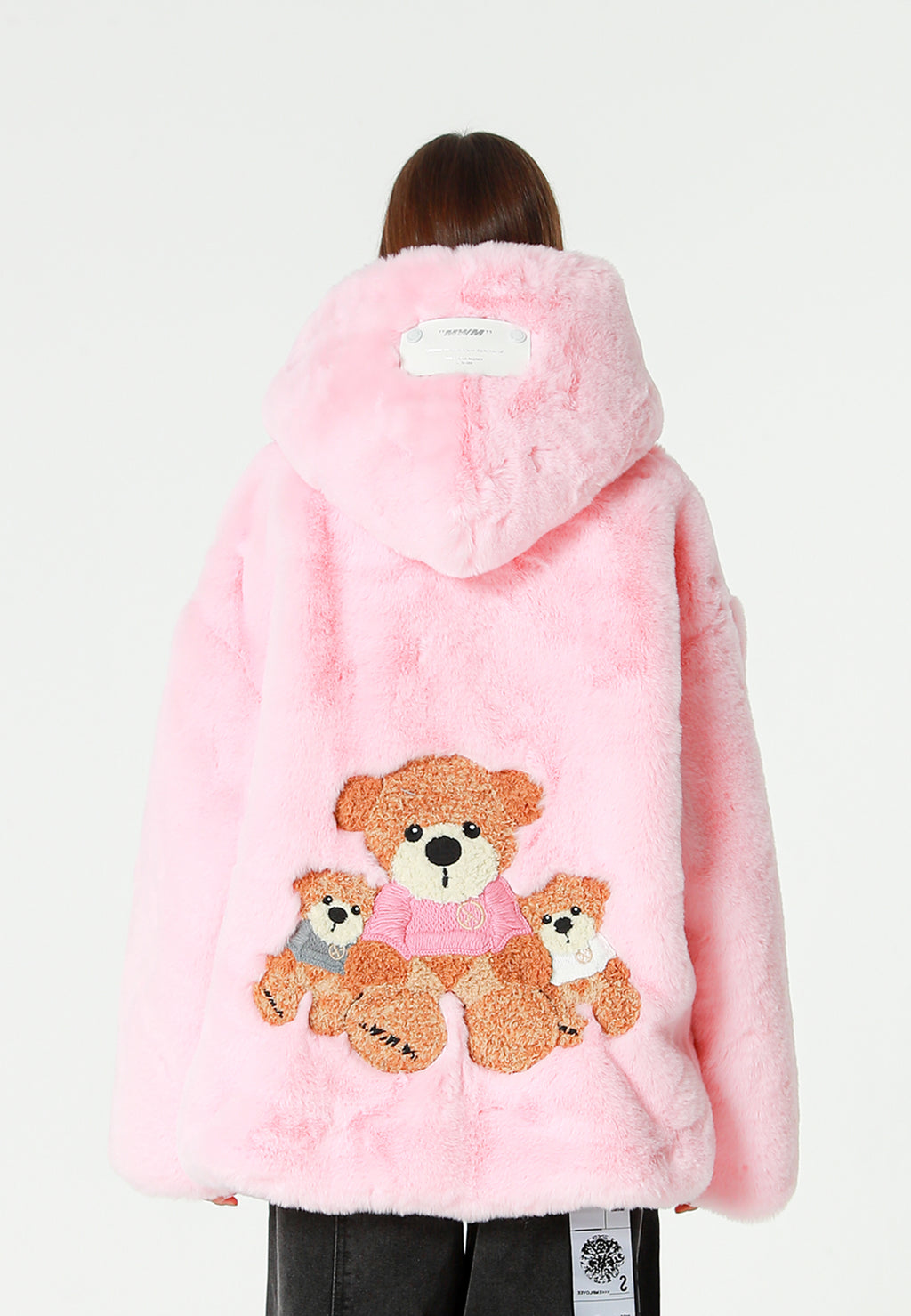 Abrigo TEDDY de pelo con capucha y parches Teddy en pecho y espalda | MWM [PS_COLORS:PINK]