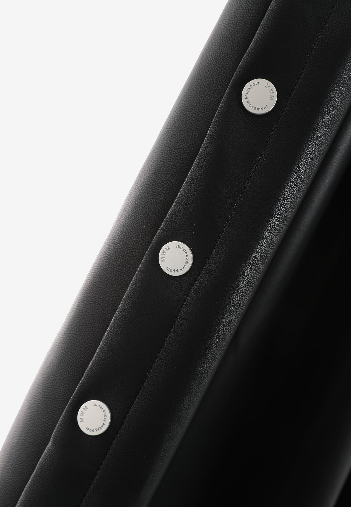 Pantalón de pierna ancha efecto piel con botones metálicos laterales | MWM [PS_COLORS:BLACK]