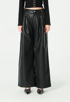 Pantalón de pierna ancha efecto piel con botones metálicos laterales | MWM [PS_COLORS:BLACK]