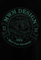 Camiseta de corte regular con motivo Eye MWM bordado en pecho y espalda | MWM [PS_COLORS:BLACK]