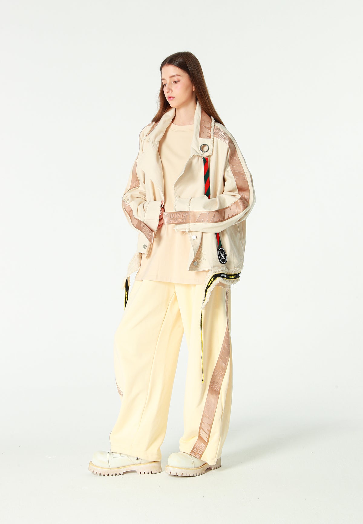 Chaqueta vaquera distressed con cintas MWM | MWM [PS_COLORS:BEIGE]