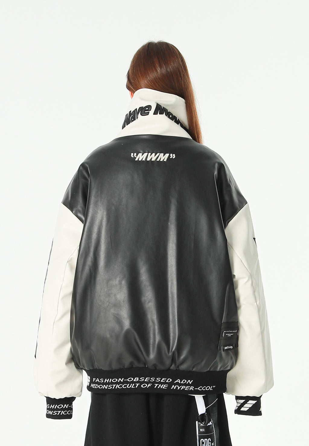 Chaqueta Iconic Logos efecto piel colorblock con cuello alto y cuatro bolsillos | MWM [PS_COLORS:BLACK]