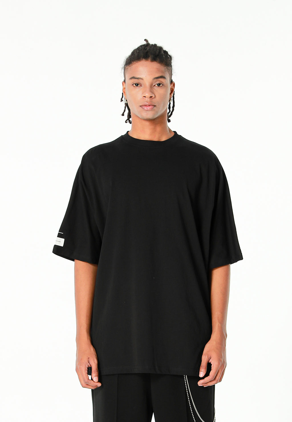Camiseta oversize Iconic Logo con bordado Mod Wave Movement en hombros y espalda | MWM [PS_COLORS:BLACK]