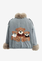 Chaqueta vaquera de mujer TEDDY con cuello y puños de pelo y parche Teddy en la espalda | MWM [PS_COLORS:DENIM]