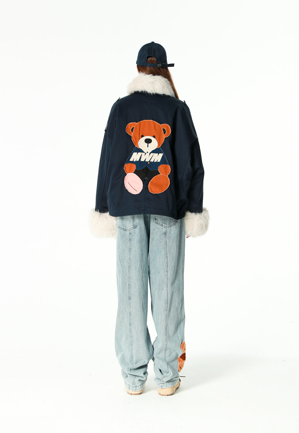 Chaqueta de mujer TEDDY de canvas con cuello y puños de pelo y parche Teddy en la espalda | MWM [PS_COLORS:NAVY]