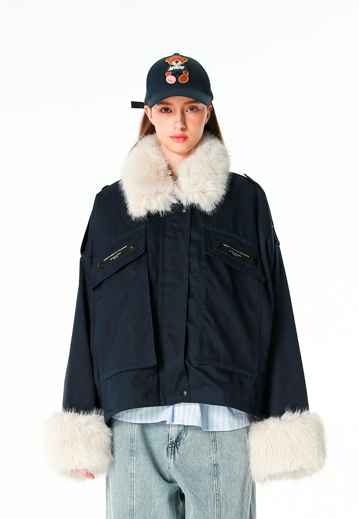 Chaqueta de mujer TEDDY de canvas con cuello y puños de pelo y parche Teddy en la espalda | MWM [PS_COLORS:NAVY]