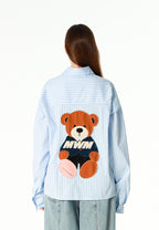 Camisa TEDDY corta con bolsillos laterales, cierre chino y parche Teddy en la espalda | MWM [PS_COLORS:BLUE]