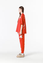 Pantalón jogger Wings con parches de estrellas y cadena lateral | MWM [PS_COLORS:RED]